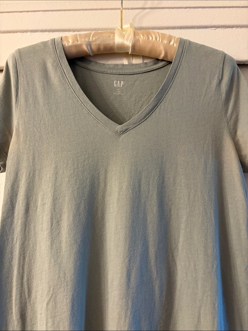 GAP V-Neck Tee in Sage